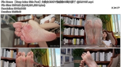 【Sexy Asian Girls Feet】大美女CINDY性感的40码大脚丫