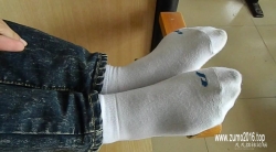 突出重围丽丽7018，教室白袜足底