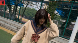 【裸足】日本大二留学生鱼丸在校园的操场上展示她那38码的美足(4)【81P】